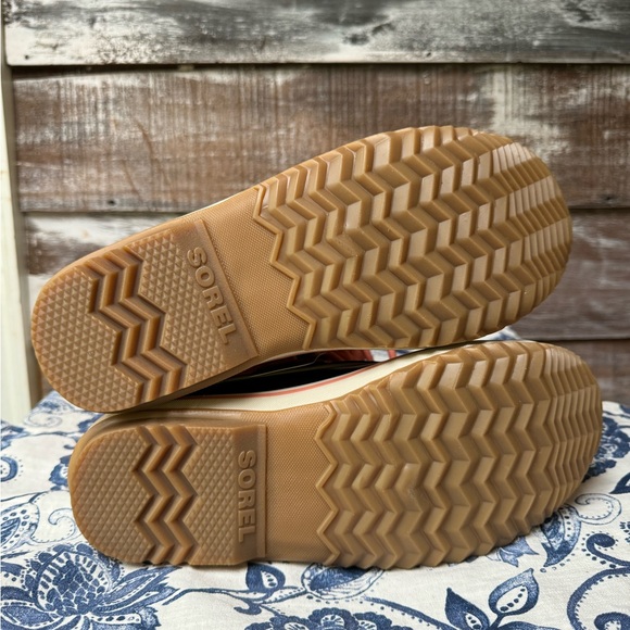 ❄️NEW❄️ Sorel Winter Carnival Boot - Picture 11 of 12